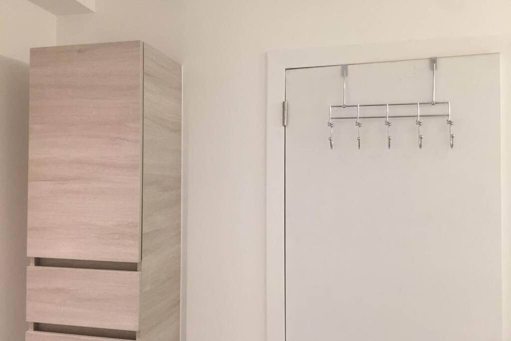 Appartement Duplex Pour 3-4 Personnes A Ciney Exterior foto